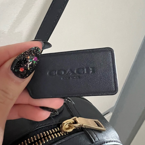 COACH Dark Navy Blue Purse. - Picture 3 of 5